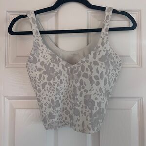 Lululemon crop top
